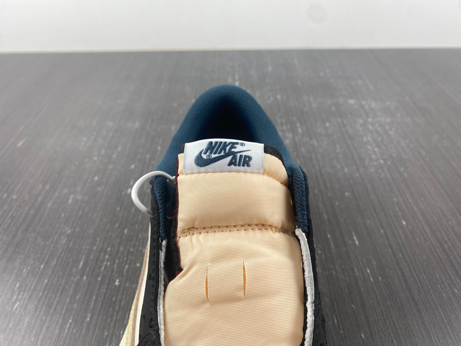 Air Jordan 1 Low DM7866-400