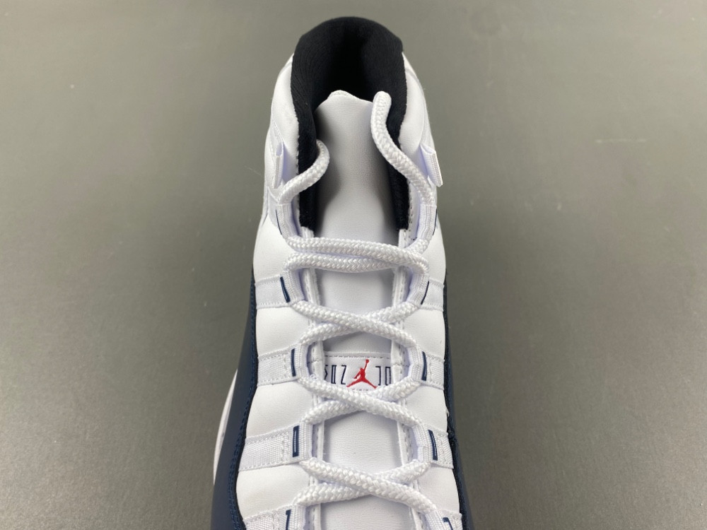 Air Jordan 11 LH0296-400