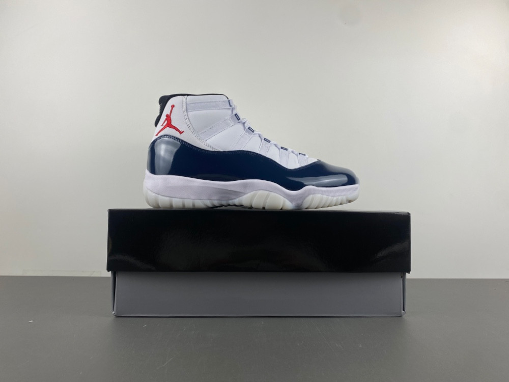 Air Jordan 11 LH0296-400