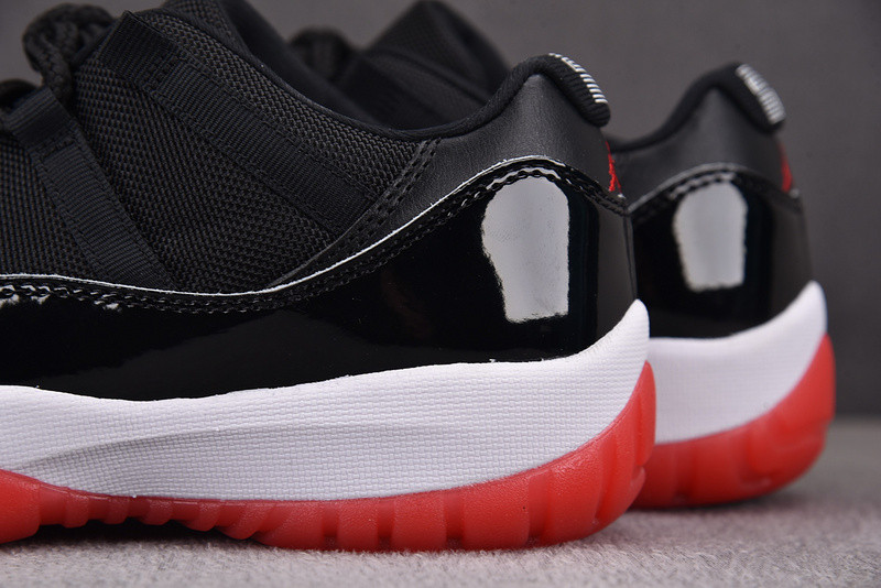 Air Jordan 11 Retro Low Bred FV5104-006