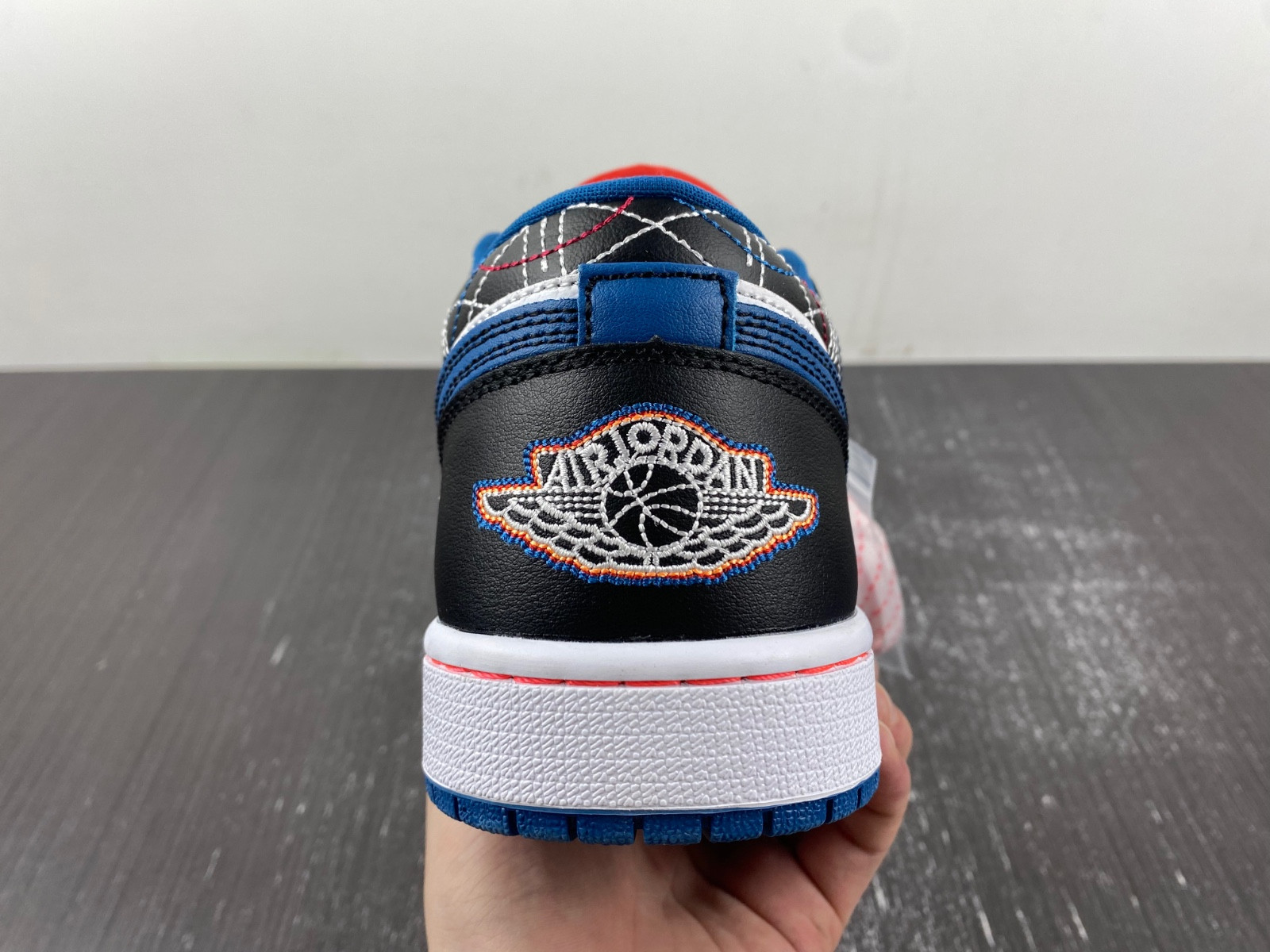 Air Jordan 1 Low SE FV3622-141