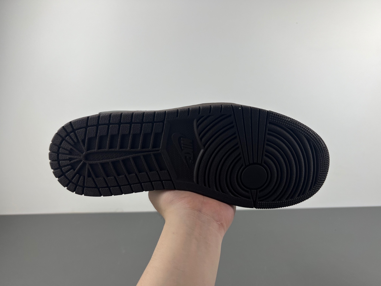 Travis Scott x Air Jordan 1 Low DM7866-202