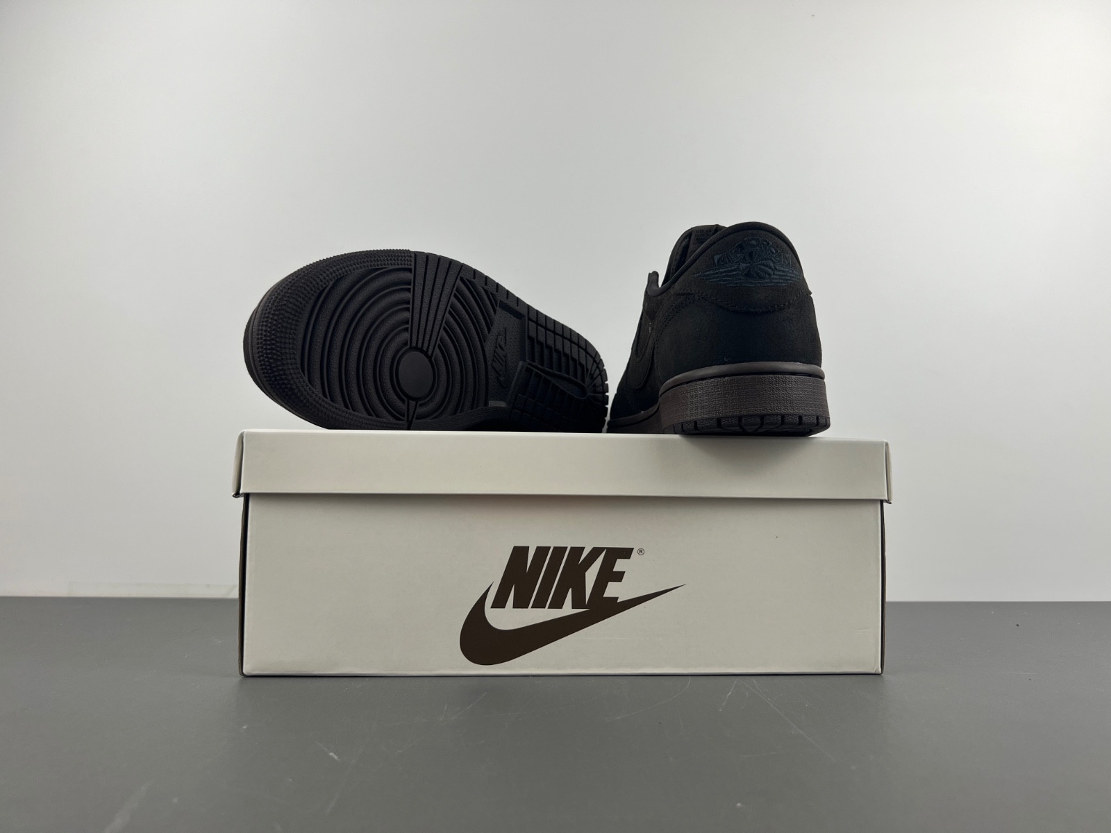 Travis Scott x Air Jordan 1 Low DM7866-202