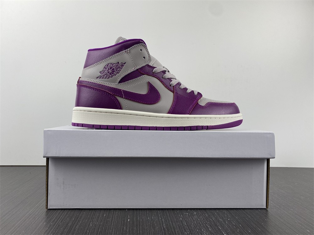 Air Jordan 1 Mid BQ6472-501
