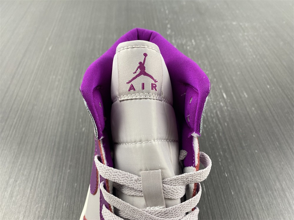 Air Jordan 1 Mid BQ6472-501