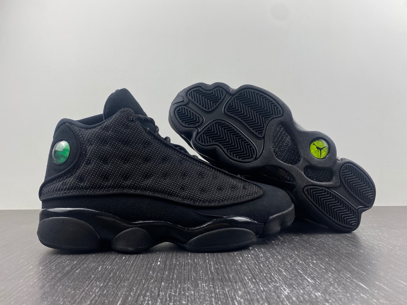 Air Jordan 13 “Black Cat” 414571-011