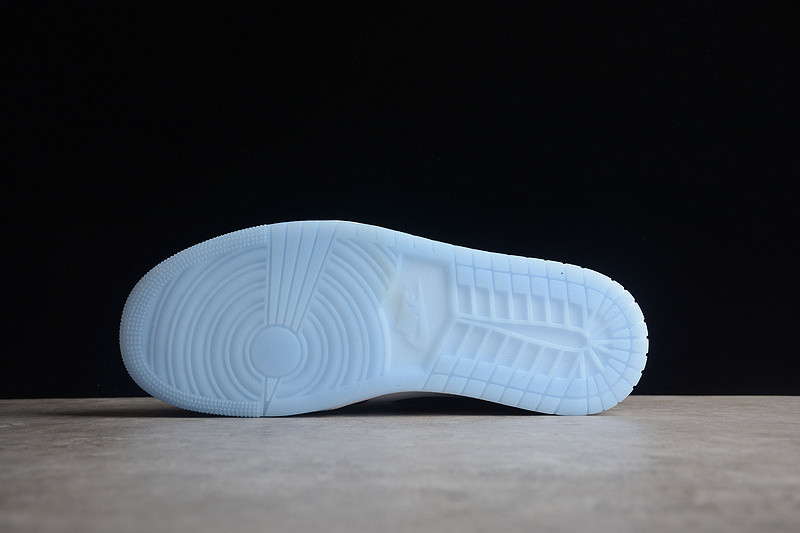 Air Jordan 1 Low “Concord” DV1309-100