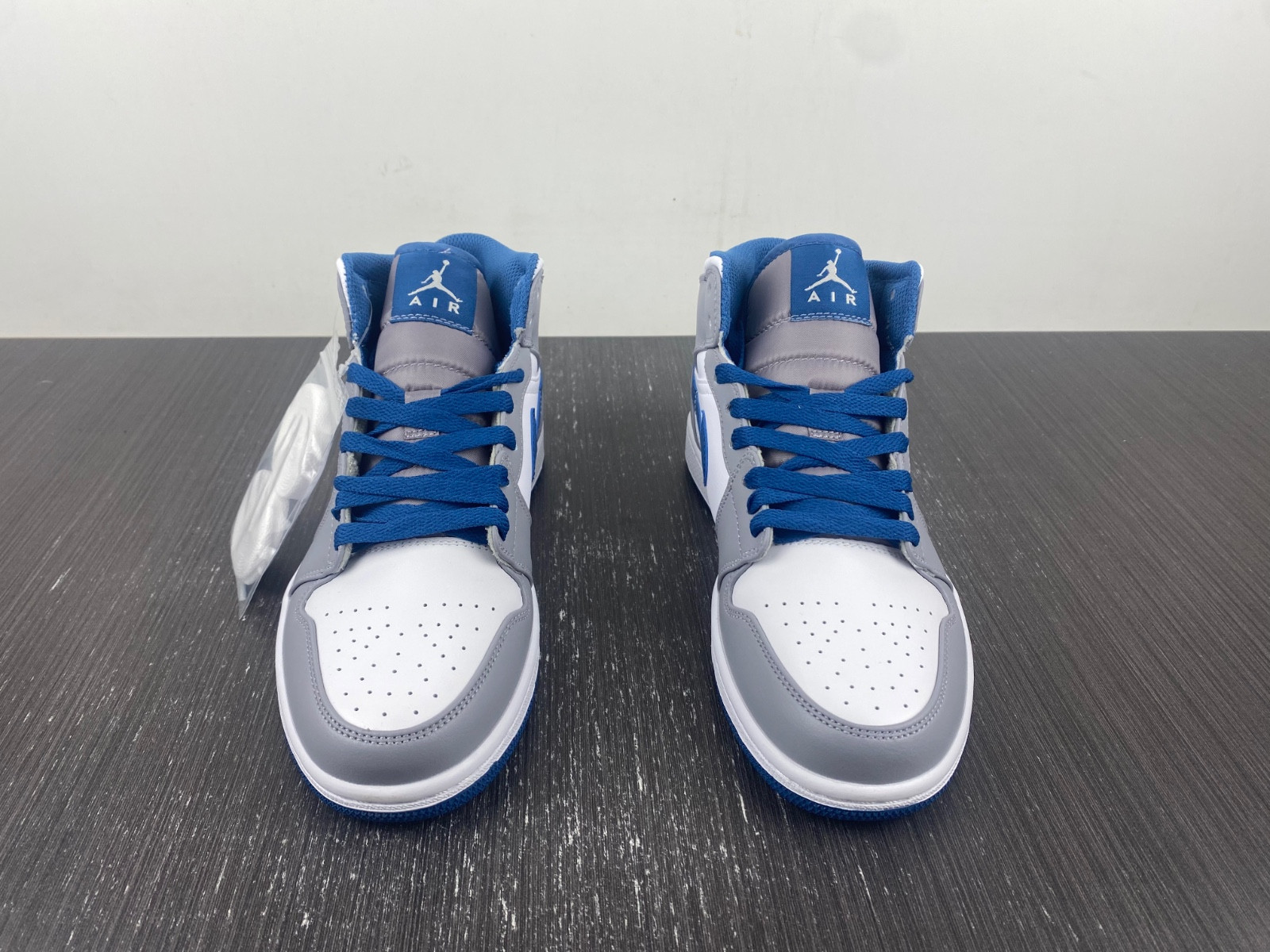 Jordan 1 Mid True Blue DQ8426-014