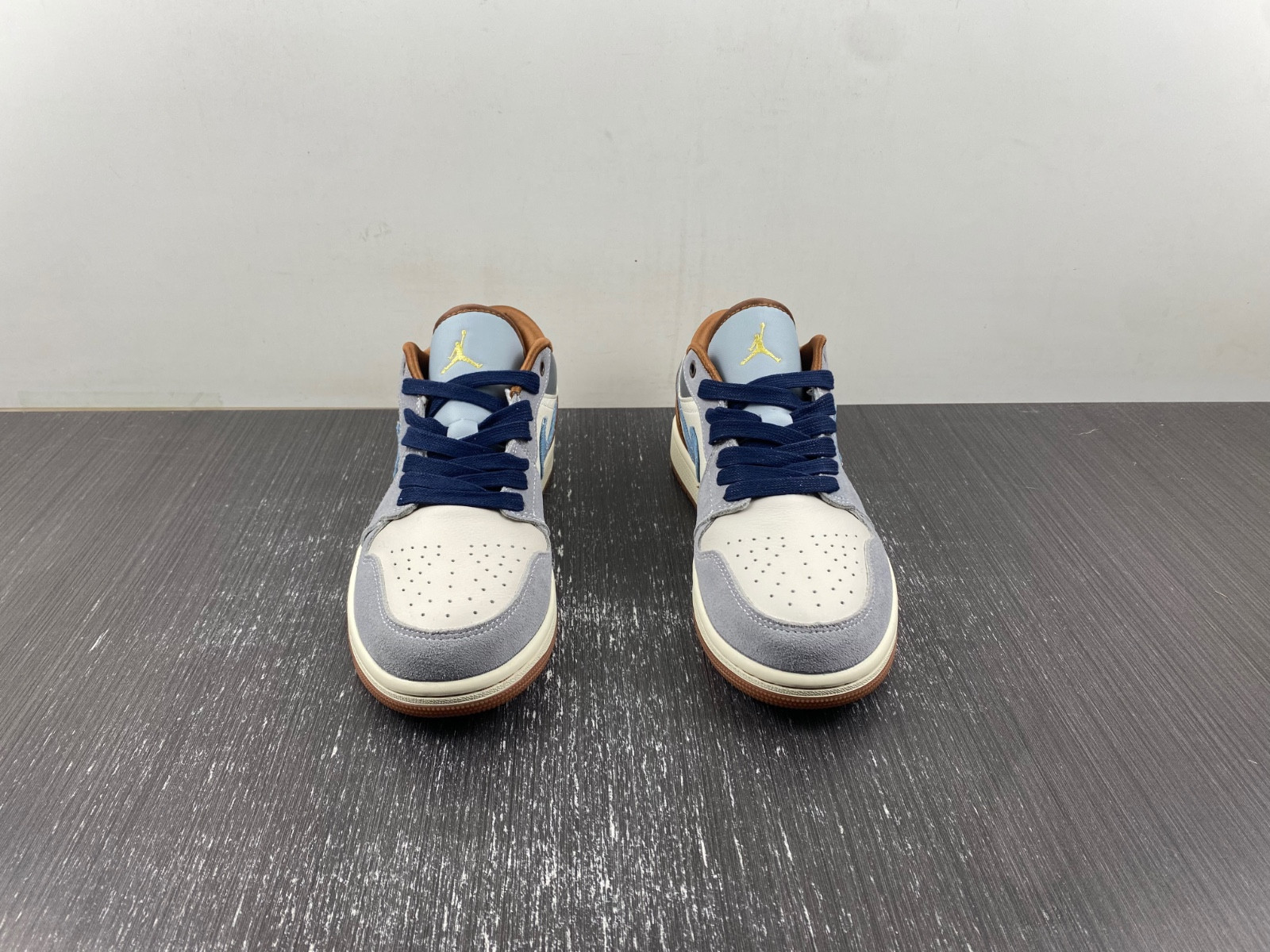 Air Jordan 1 Low FZ5042-041