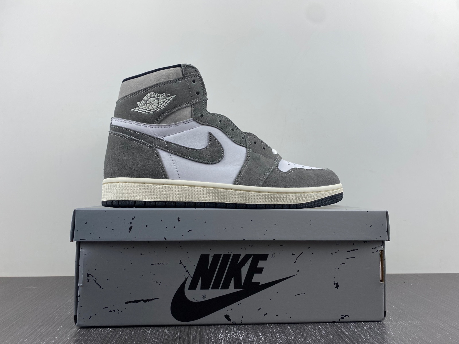 Air Jordan 1 High OG “Washed Heritage” DZ5485-051