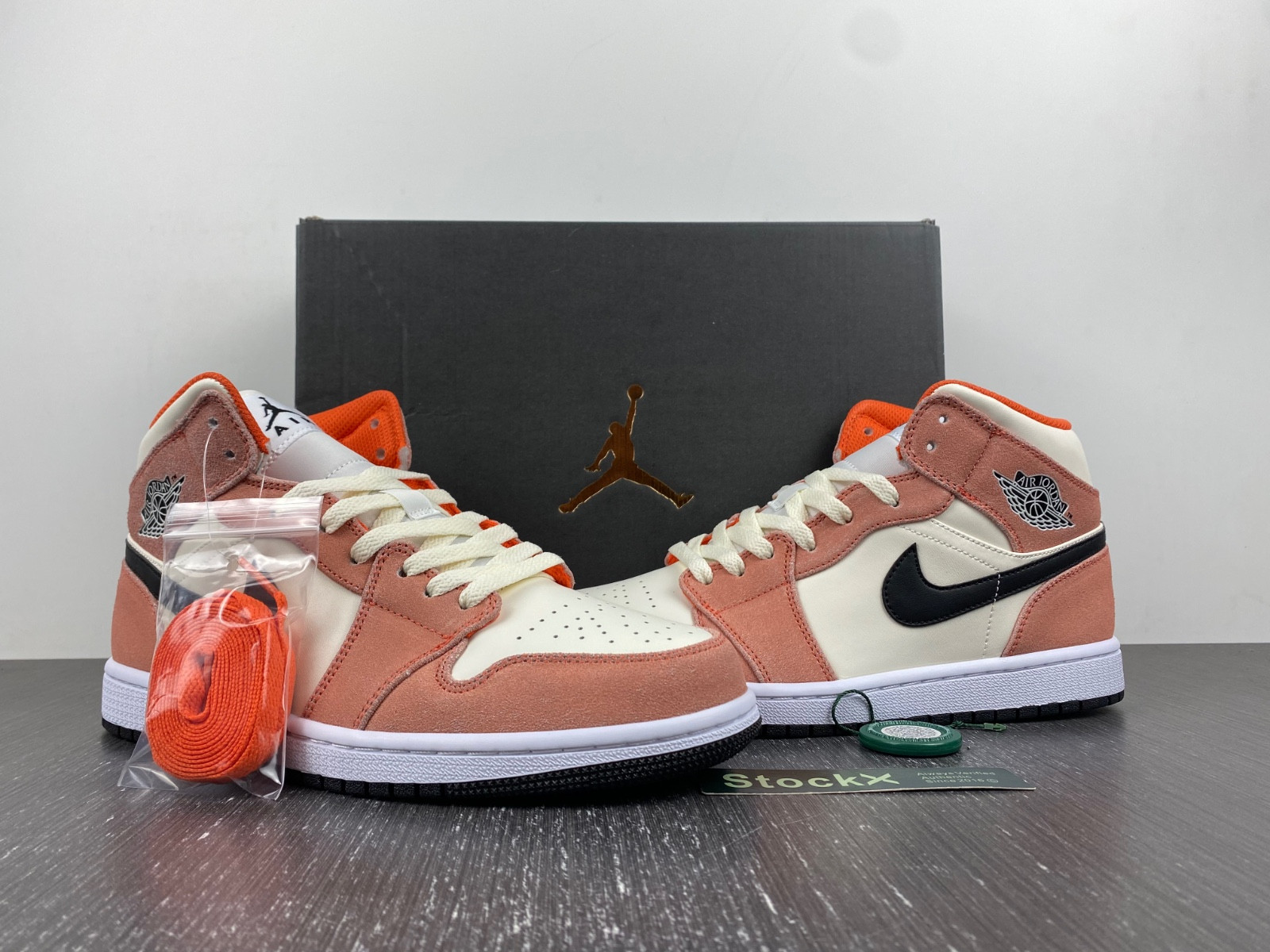 Air Jordan 1 Mid GS “Orange Suede” DV1336-800