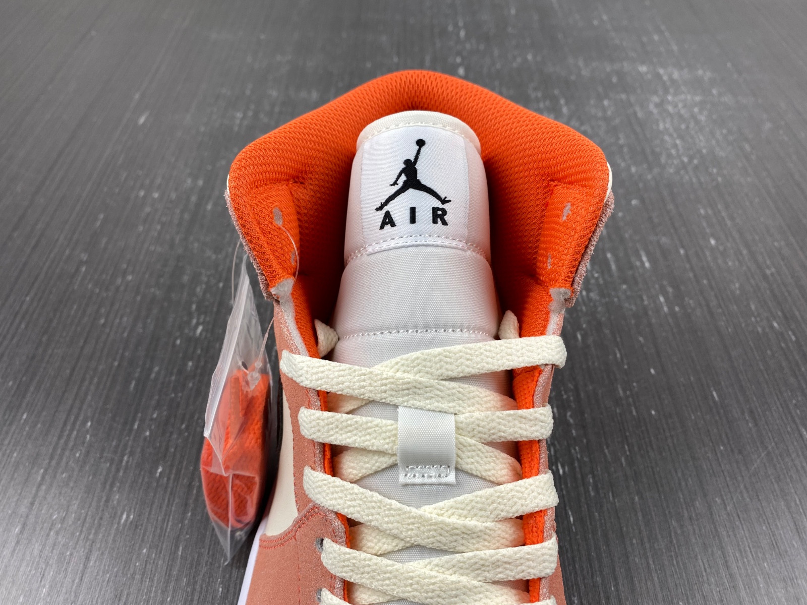 Air Jordan 1 Mid GS “Orange Suede” DV1336-800