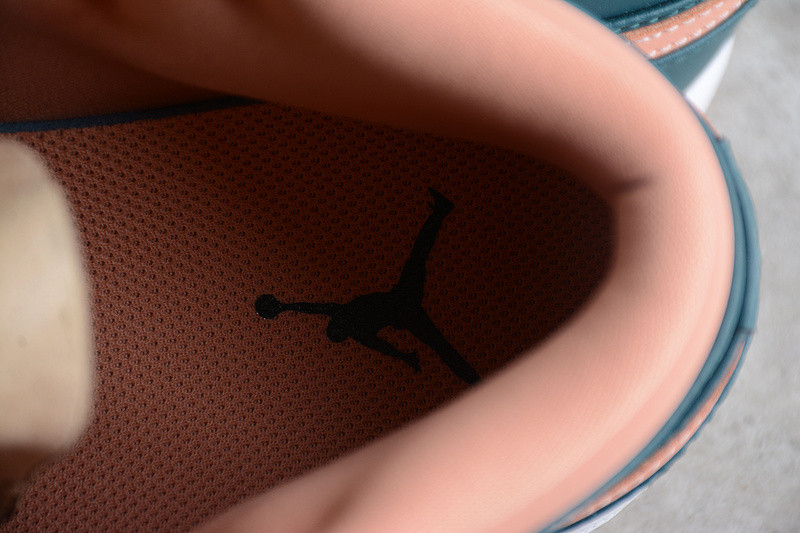 Air Jordan 1 Mid “Dark Teal Green” BQ6472-308