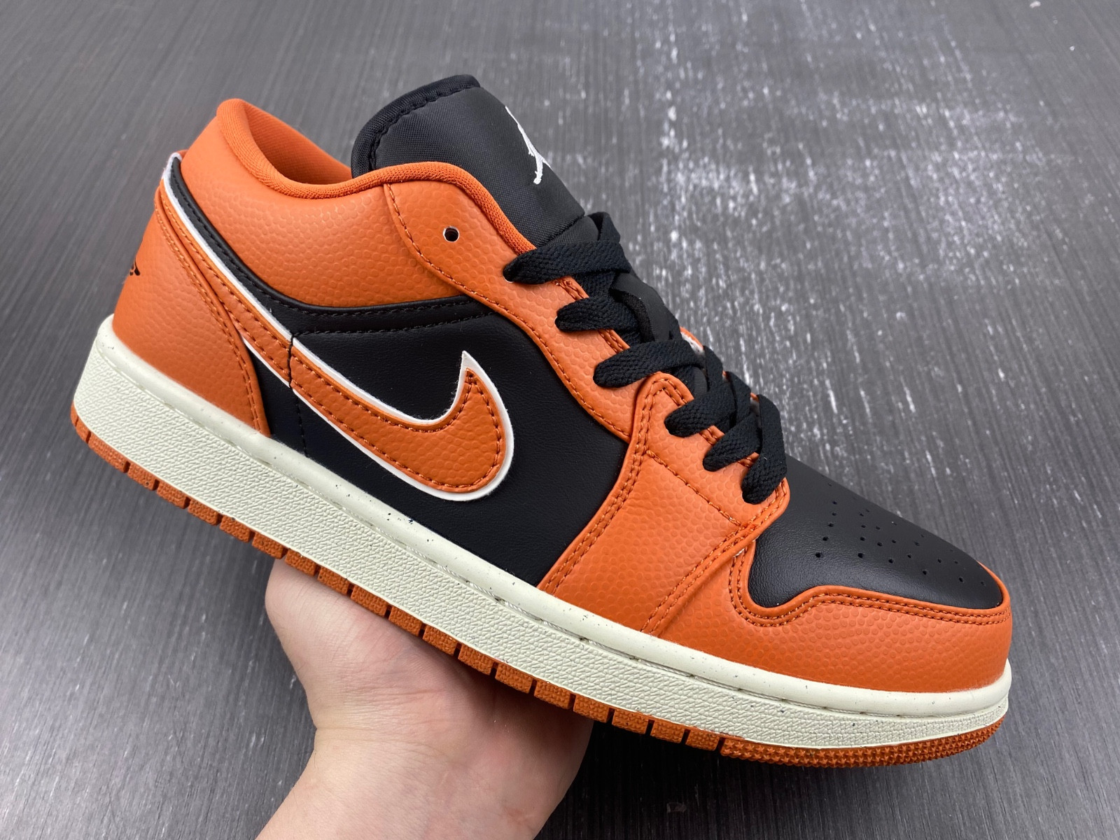 Air Jordan 1 Low WMNS “Sport Spice” DV1299-800