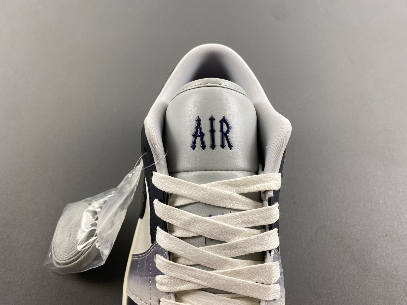 Air Jordan 1 Low SE HF5759-101