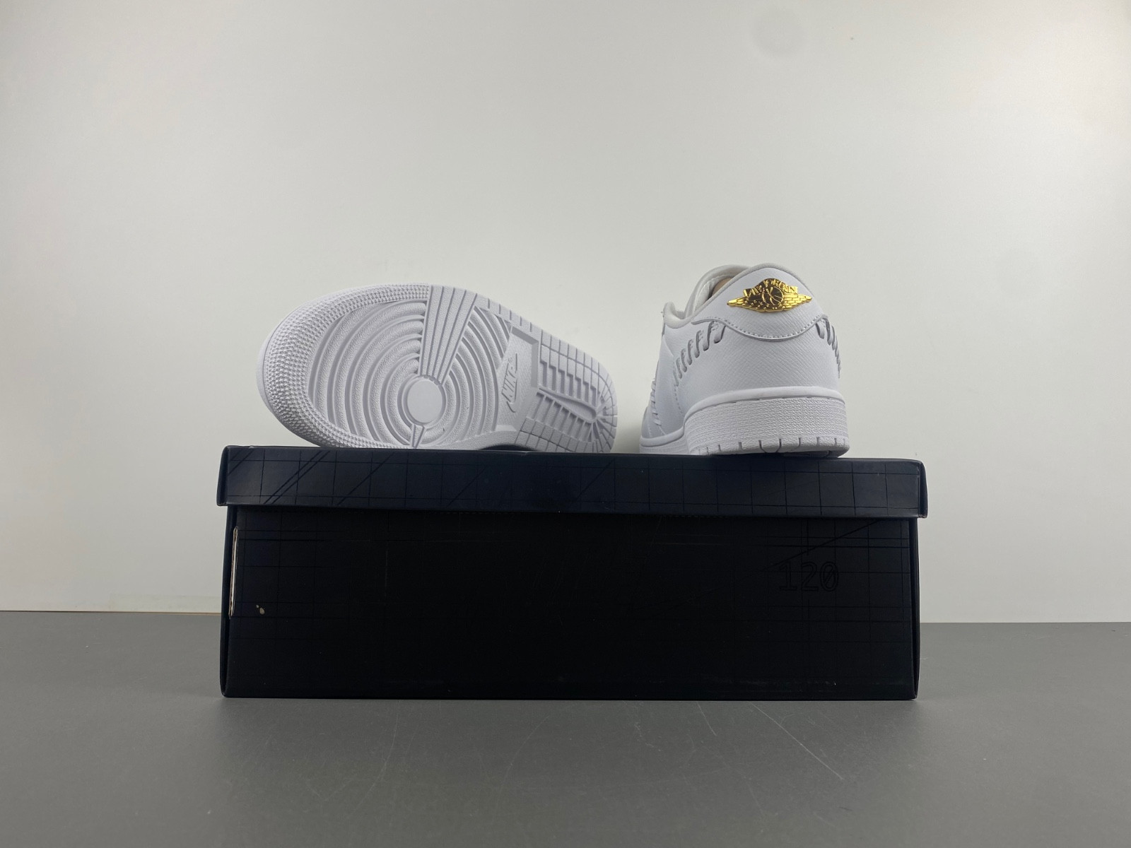 Air Jordan 1 Low Method of Make FN5032-100