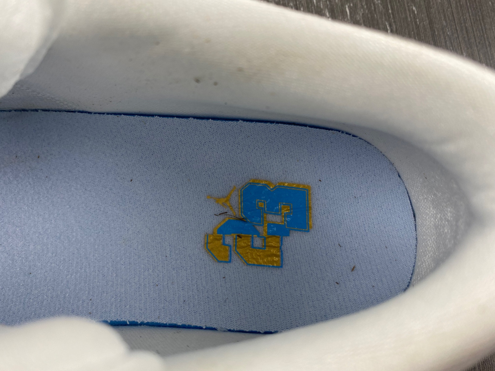 Air Jordan 1 Low SE “Emerald Rise” FN8899-131