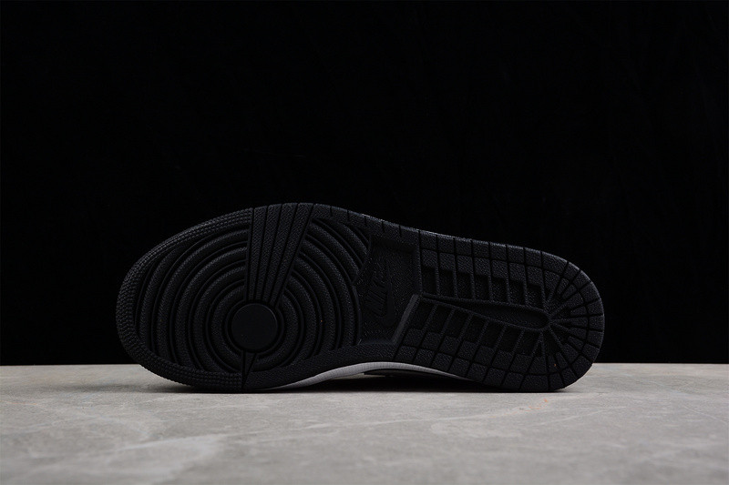 Air Jordan 1 Low 553560-101