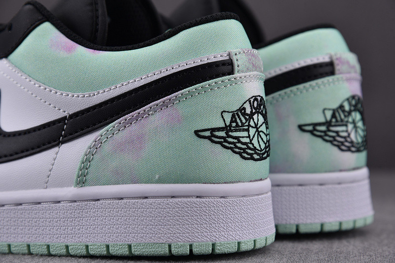 Air Jordan 1 Low “Tie-Dye” DM1199-100