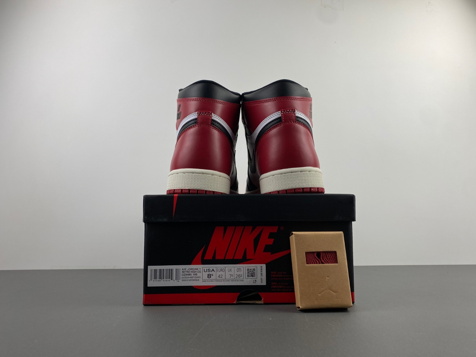 Air Jordan 1 High OG “Black Toe Reimagined” DZ5485-106