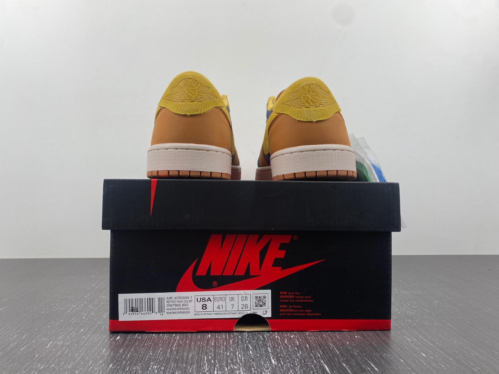 Air Jordan 1 Low DM7866-892