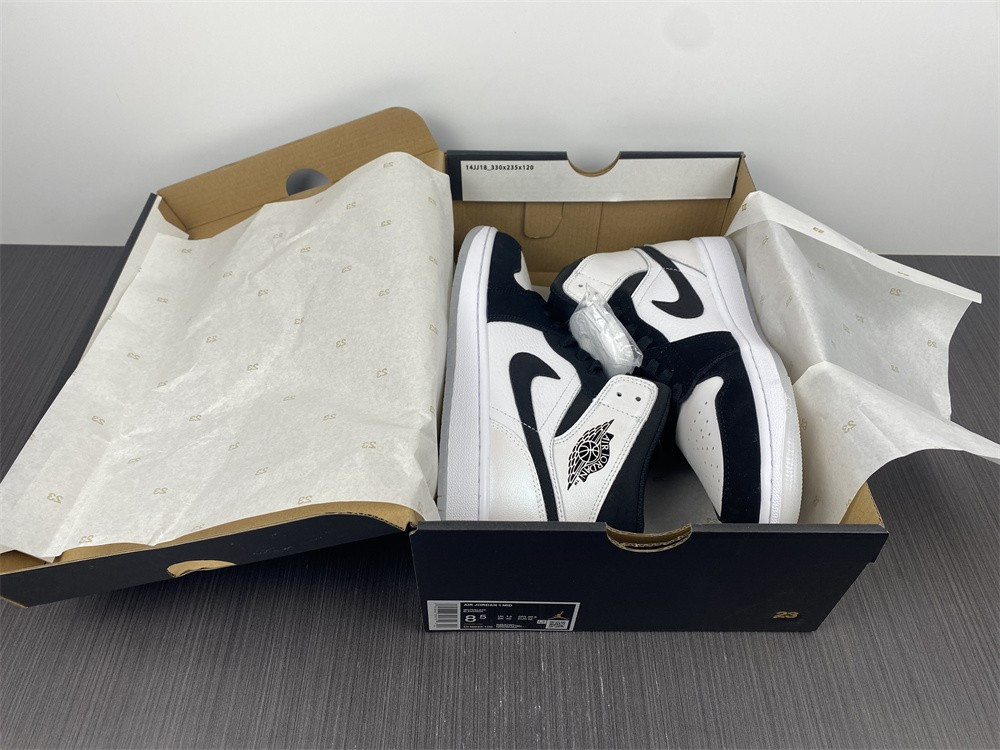 air jordan 1 mid “Di*m*nd shorts