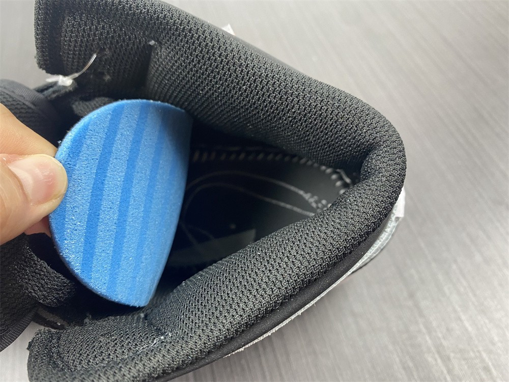 air jordan 1 mid “Di*m*nd shorts