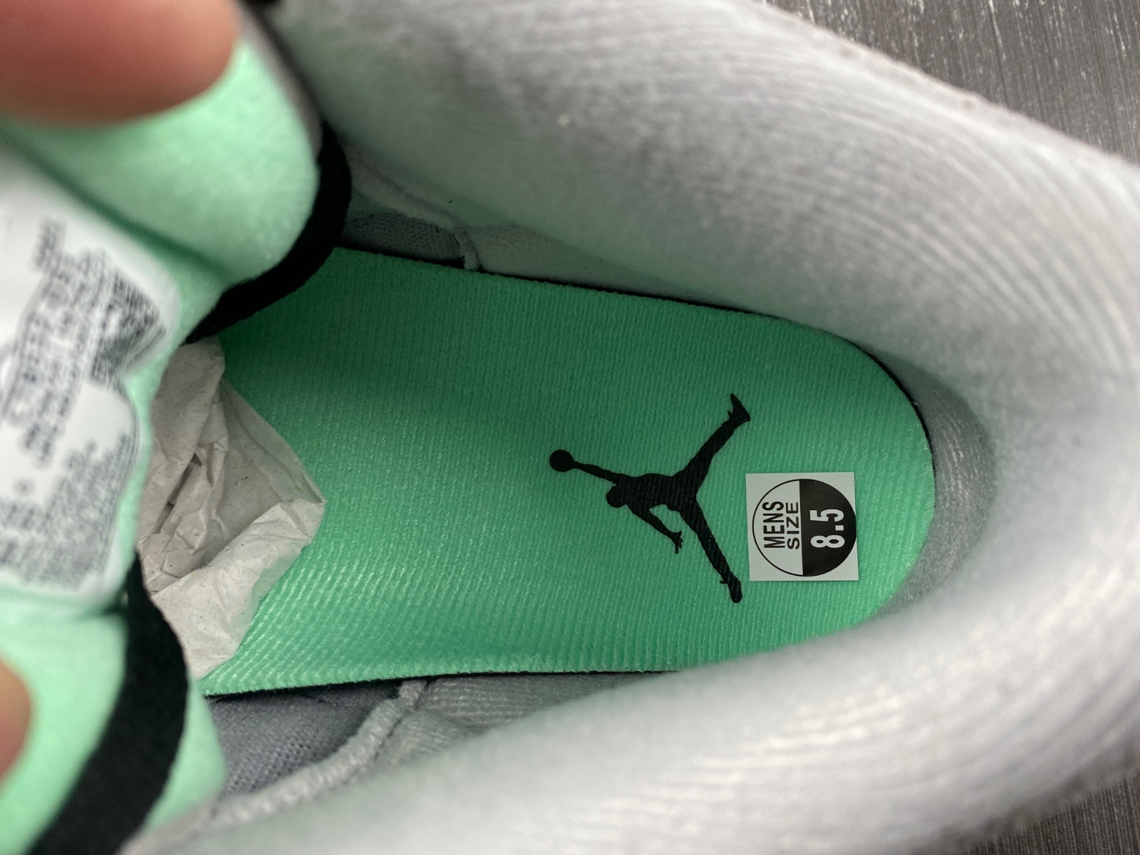 Air Jordan 3 “Green Glow” CT8532-031