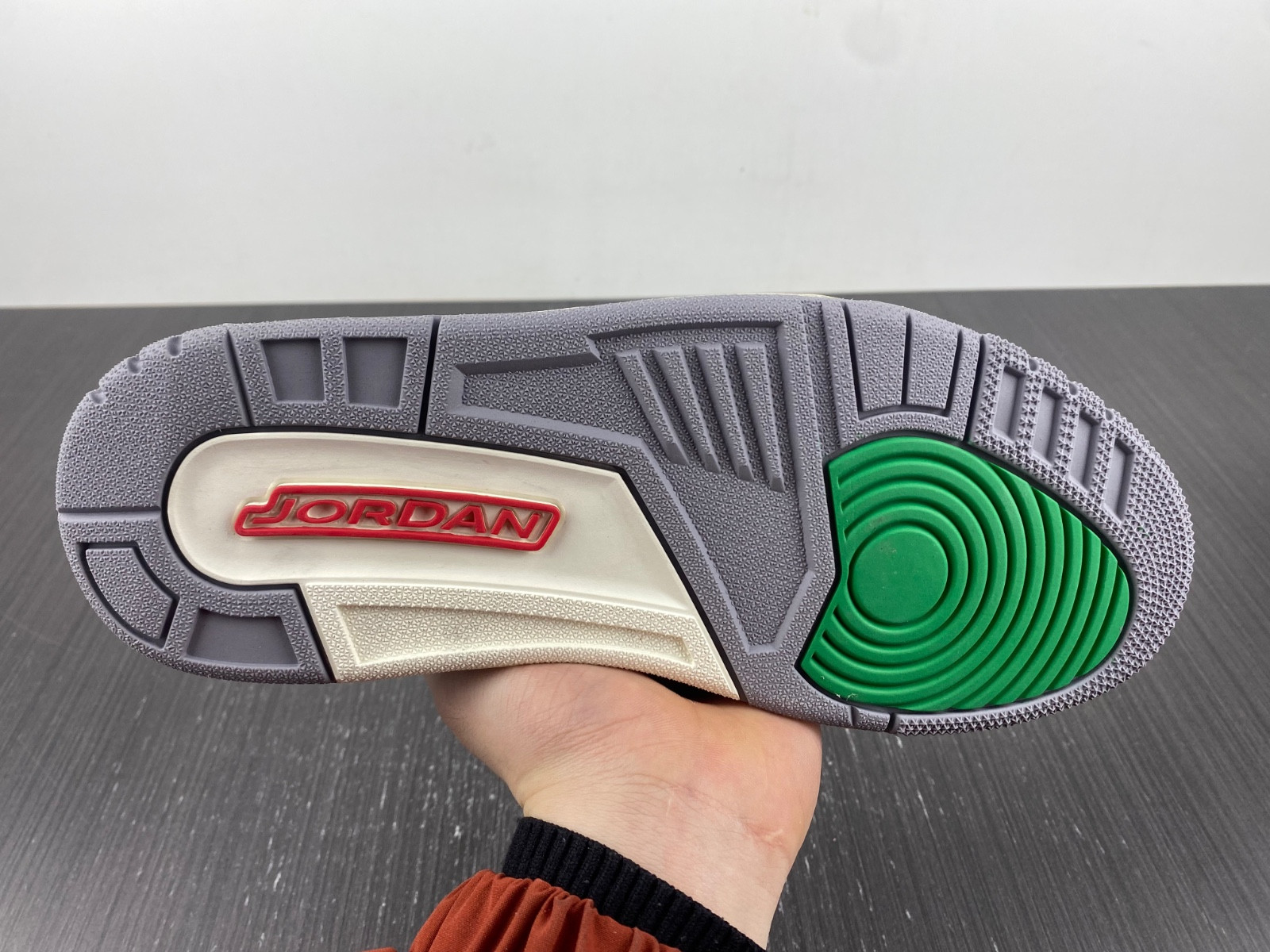 Jordan 3 Retro Lucky Green (W) CK9646-136