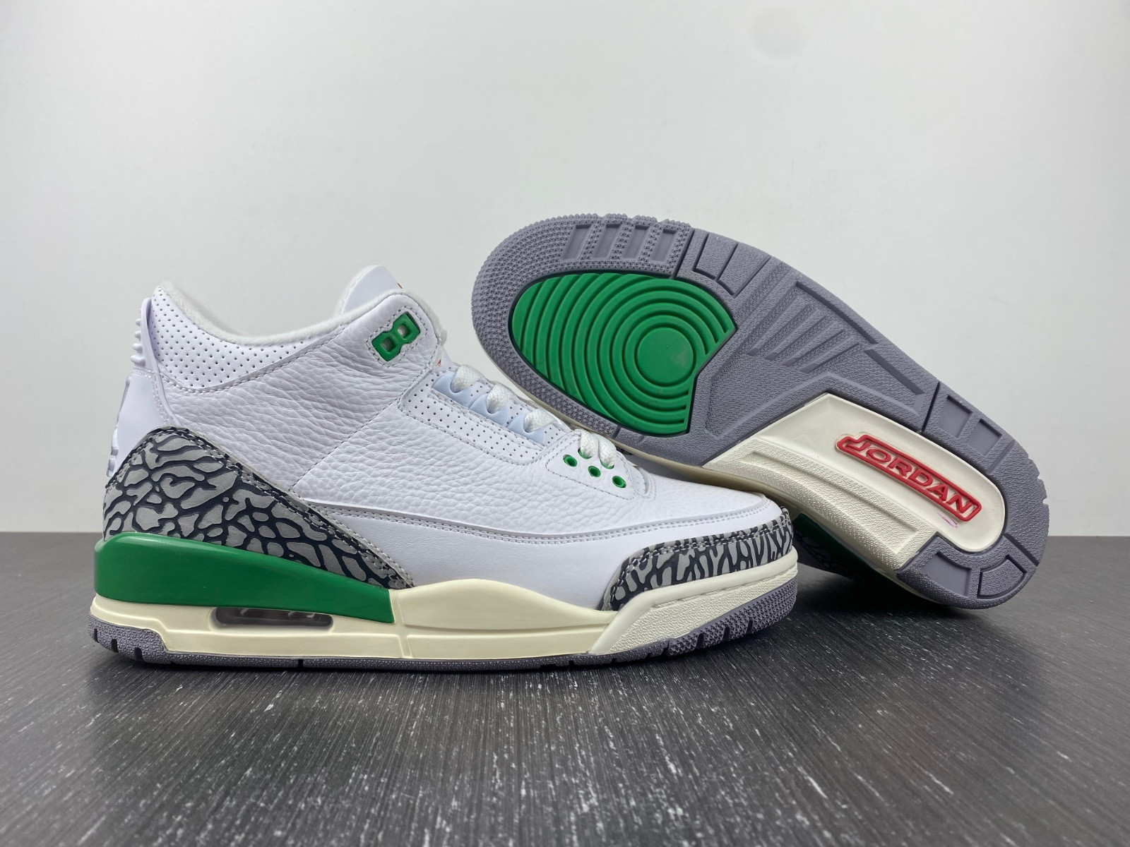 Jordan 3 Retro Lucky Green (W) CK9646-136