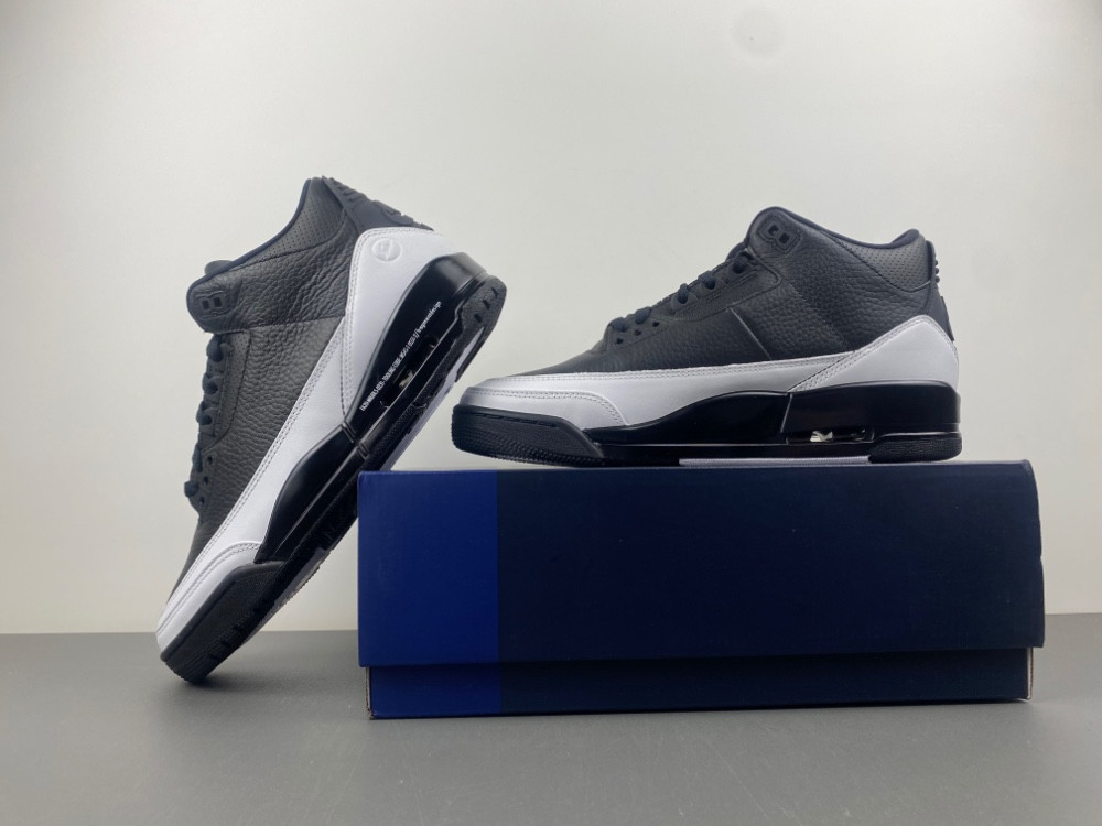 Fragment Design x Air Jordan 3 DA3595-100