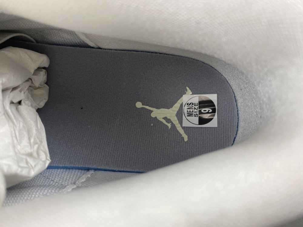 Air Jordan 3 “Sail/Metallic Silver” CK9246-100