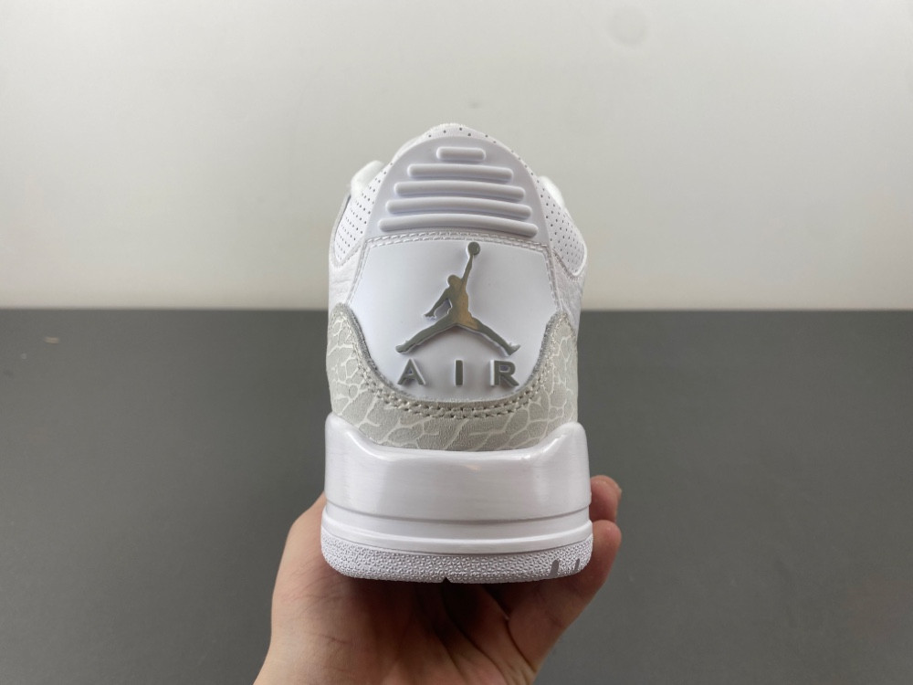 Air Jordan 3 “Pure Money” 2025 CT8532-111