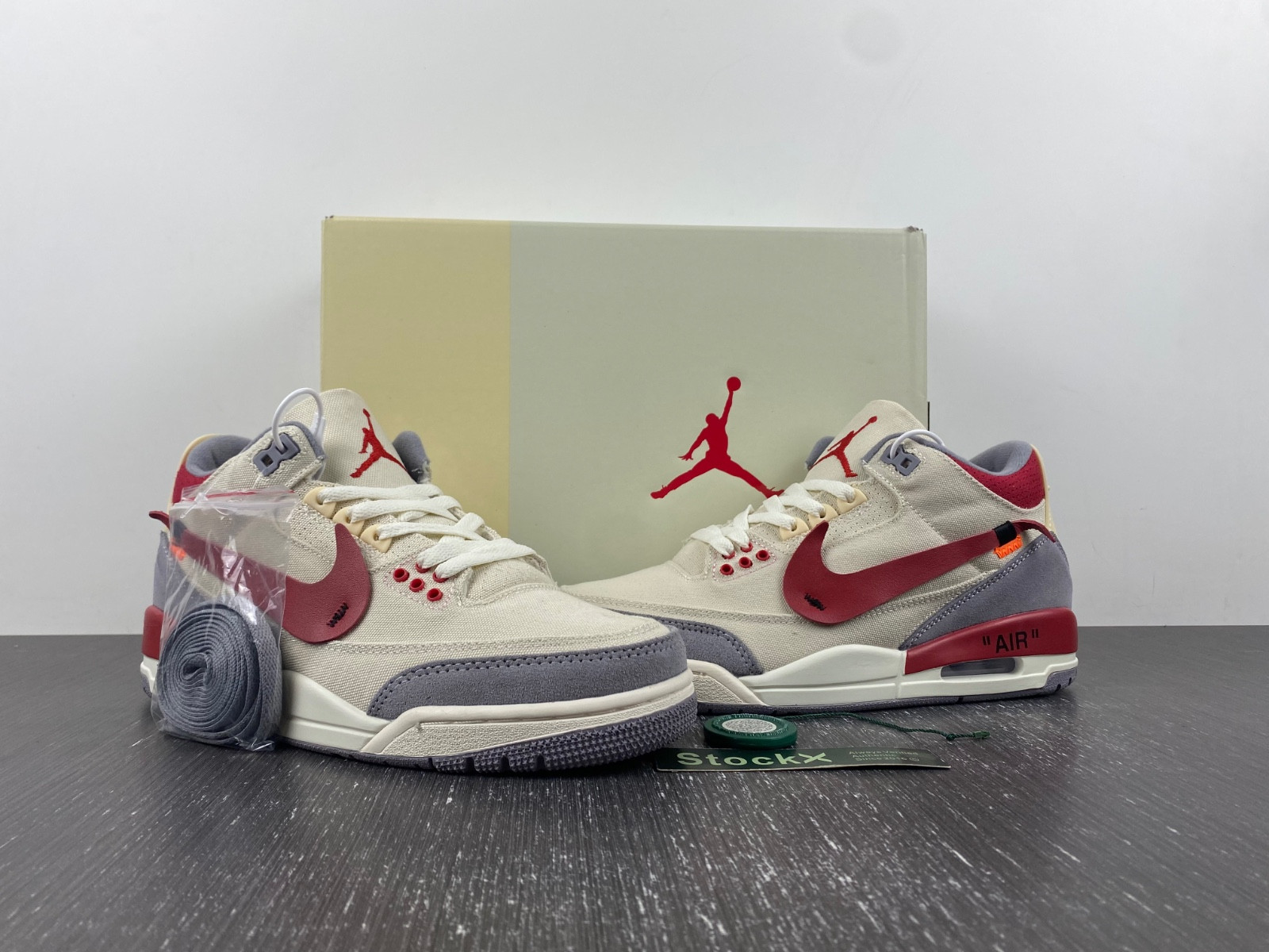 Travis Scott x Air Jordan 3 “Palomino” DH7139-123