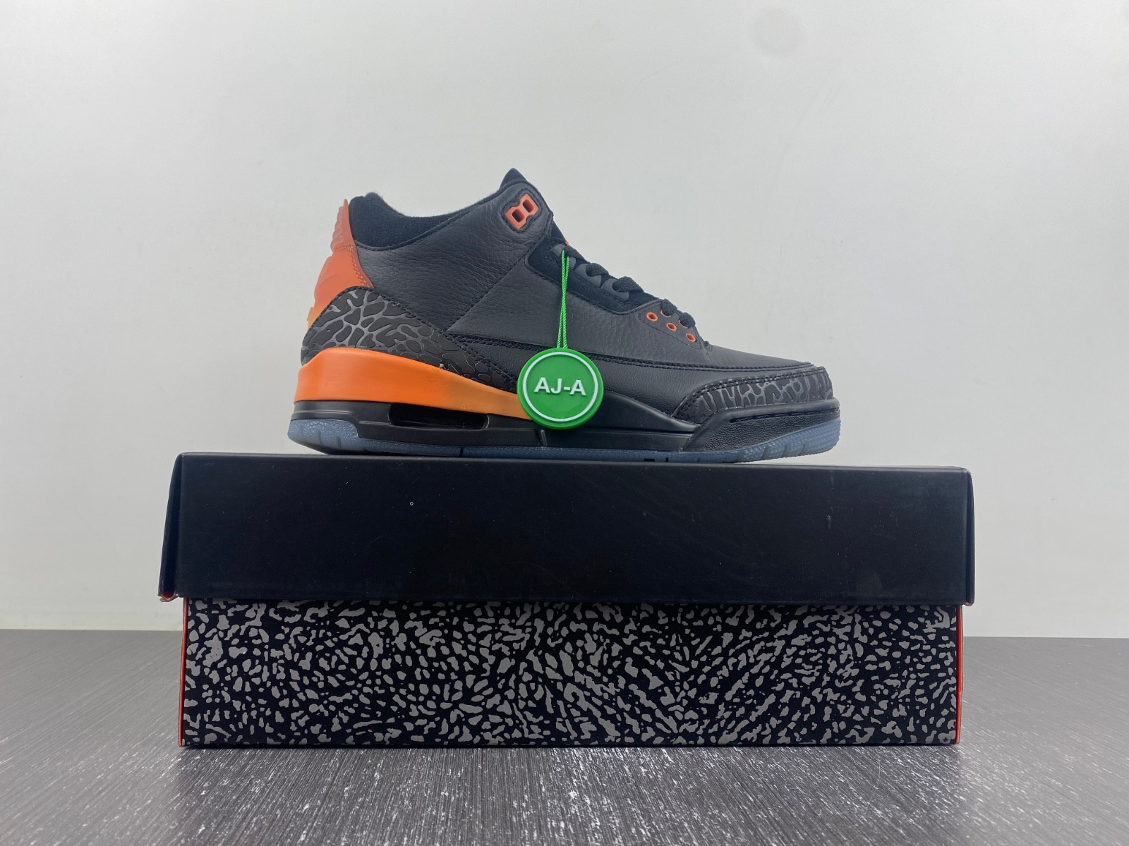 Air Jordan 3 CK9246-551