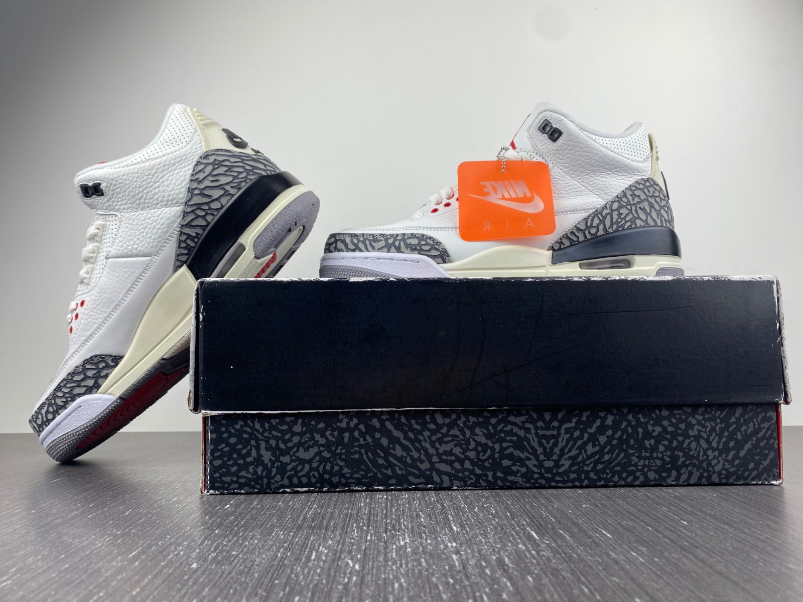 Air Jordan 3 “White Cement Reimagined” DN3707-100