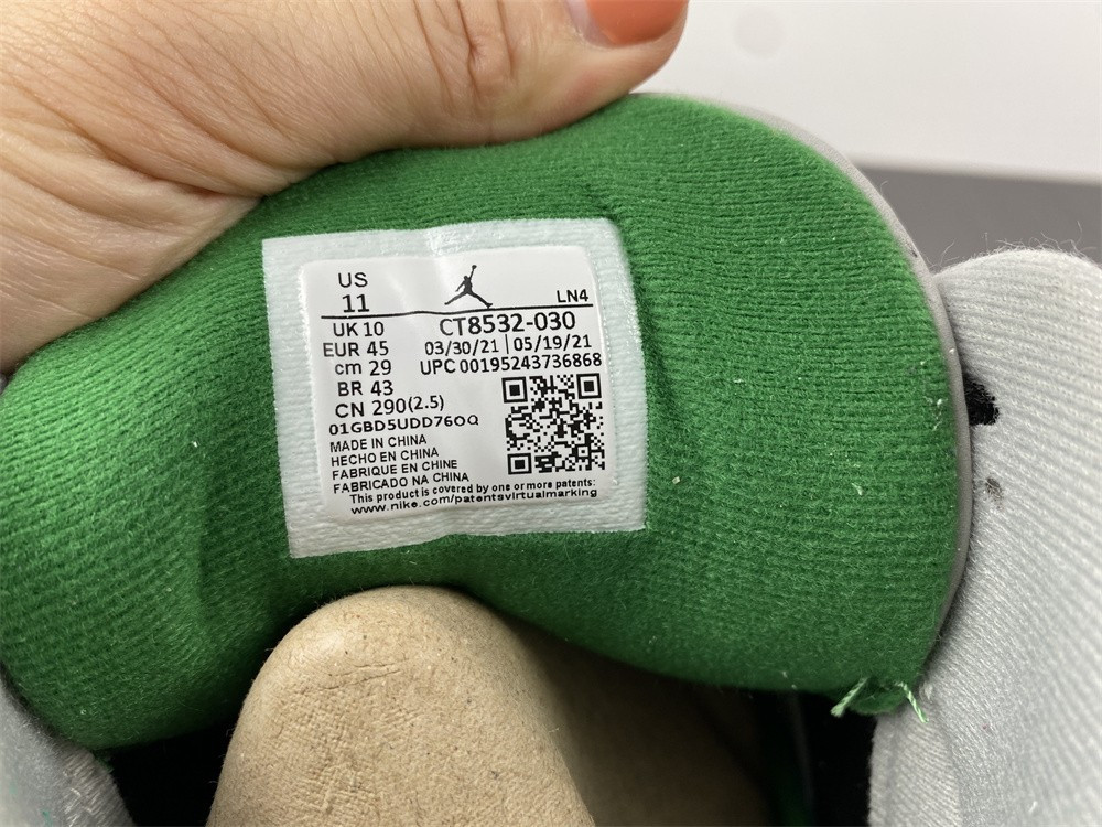 Air Jordan 3 “Pine Green” CT8532-030