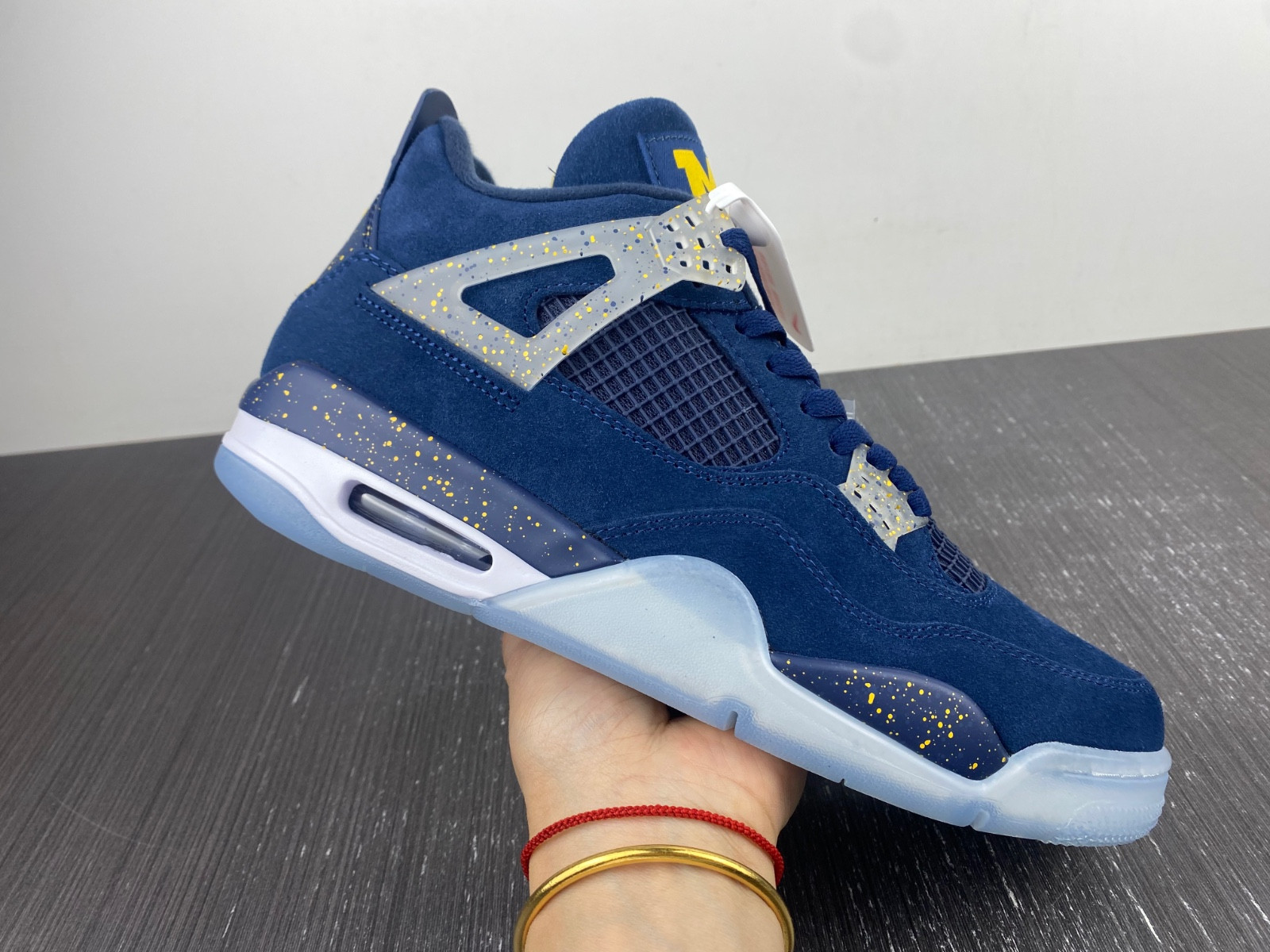 Jordan 4 Retro Michigan (PE) AJ4-1036660