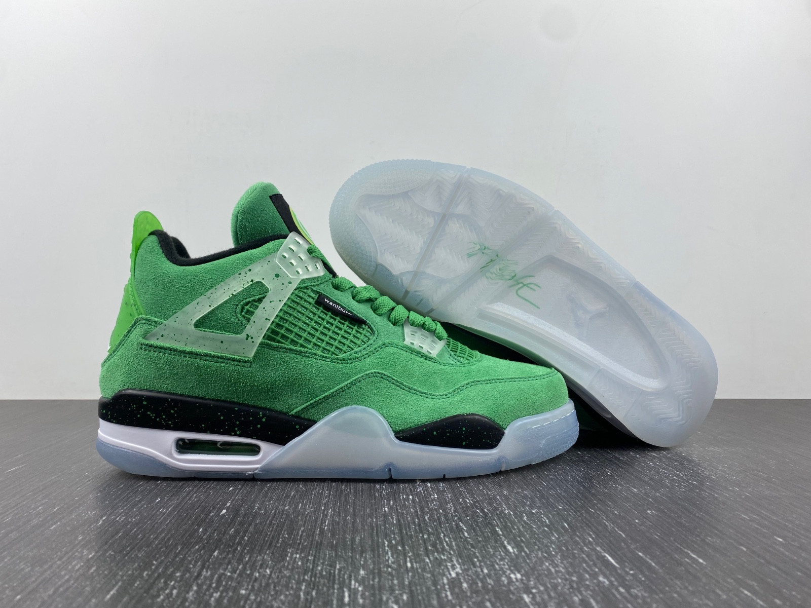 Air Jordan 4 AJ4-601