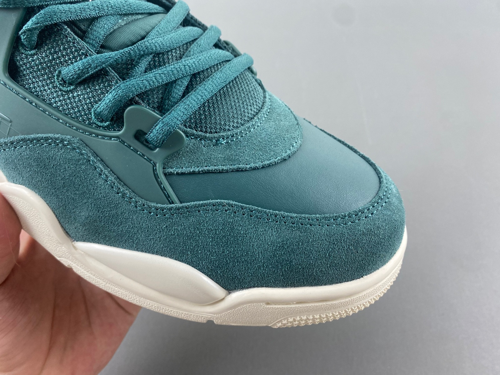 Air Jordan 4 RM WMNS “Oxidized Green” FQ7940-300