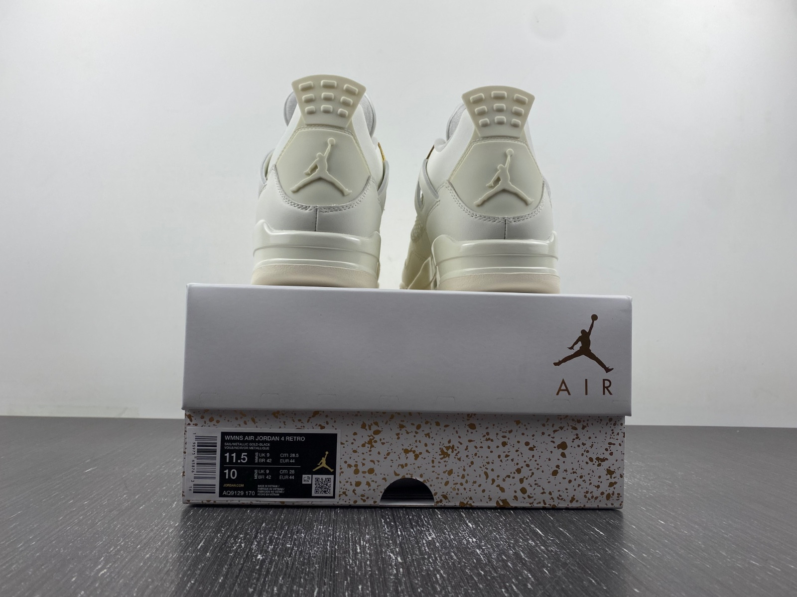 Air Jordan 4 AQ9129-003