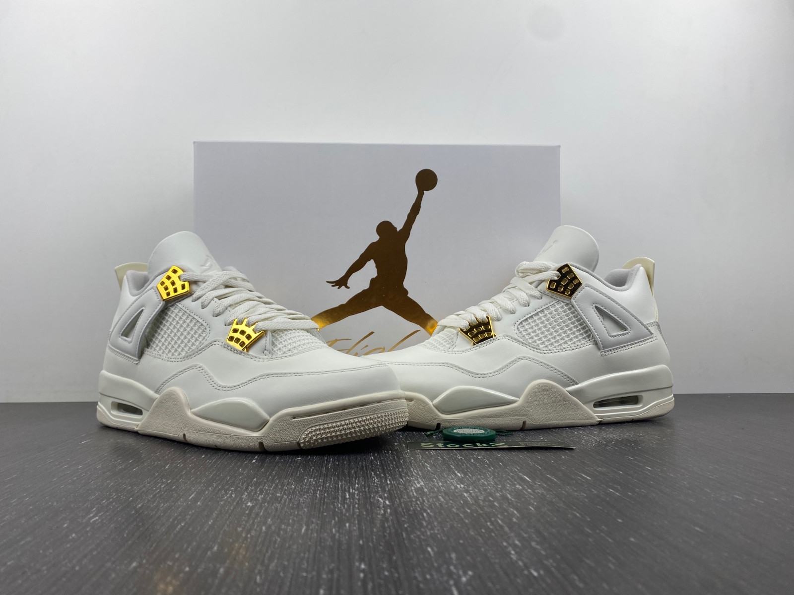 Air Jordan 4 AQ9129-003