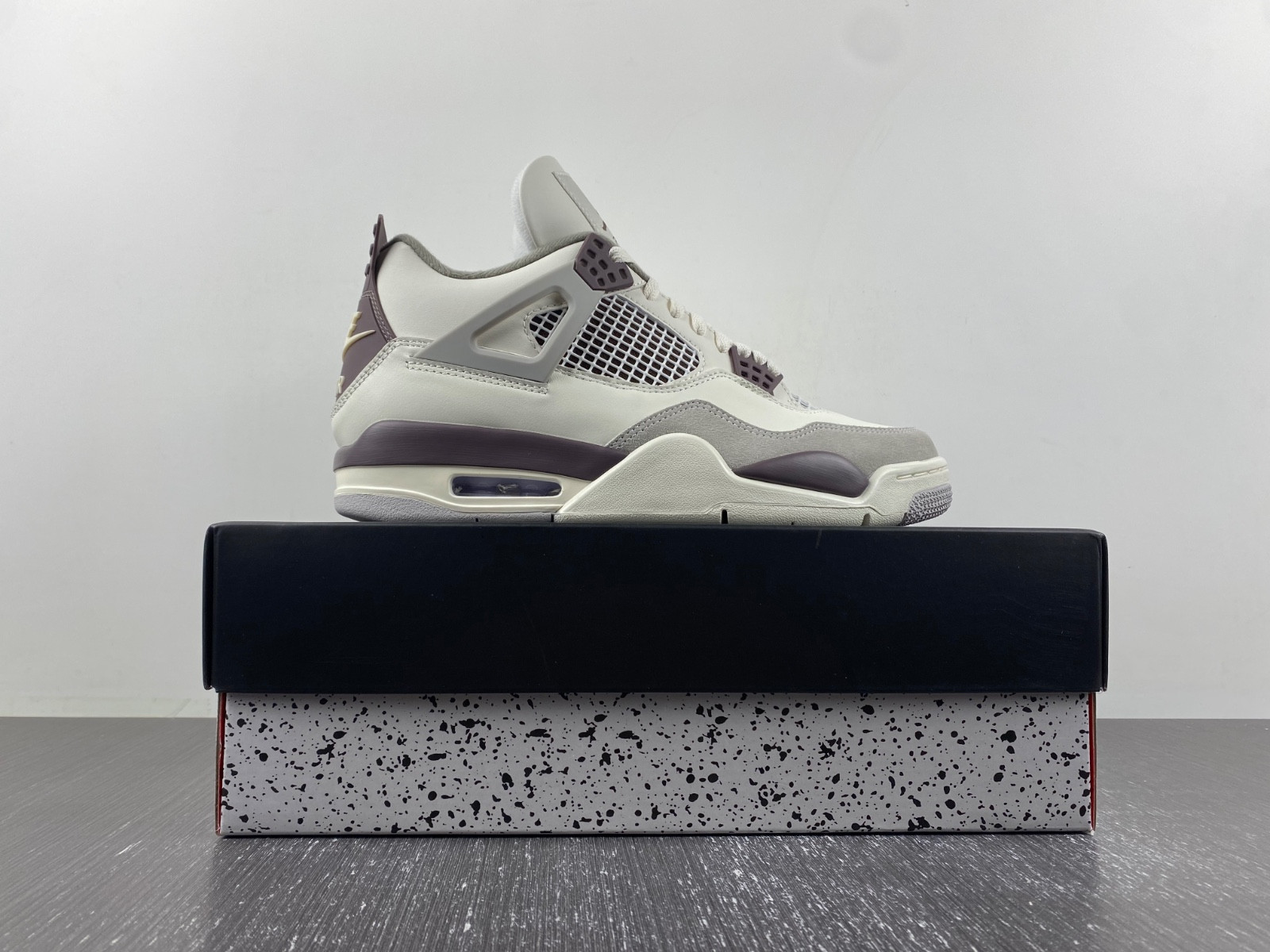 A Ma Maniere x Air Jordan 4 “Phantom” FZ4810-001