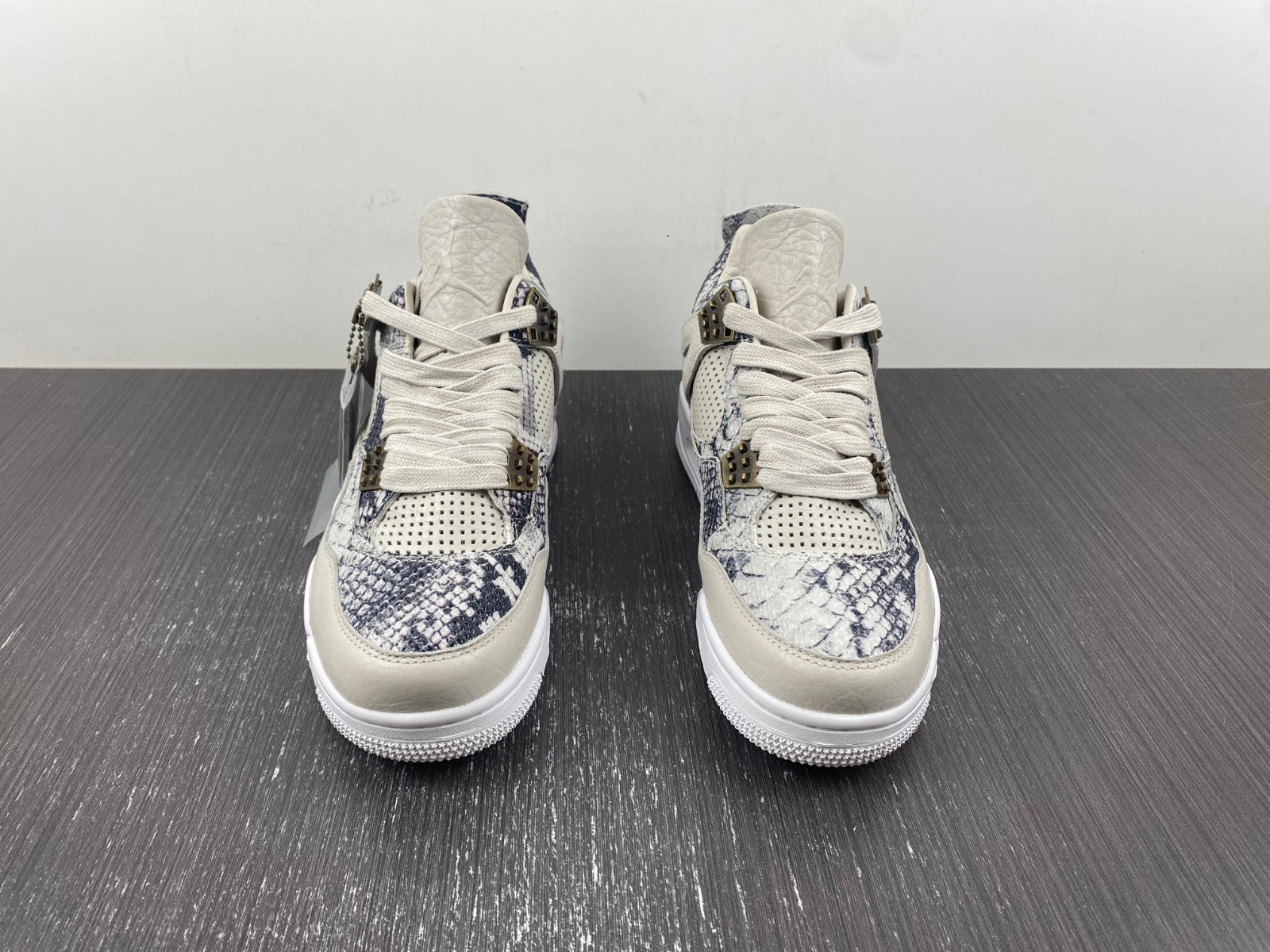 AIR JORDAN 4 RETRO PREMIUM "PINNACLE "SNAKESKIN" 819139-030