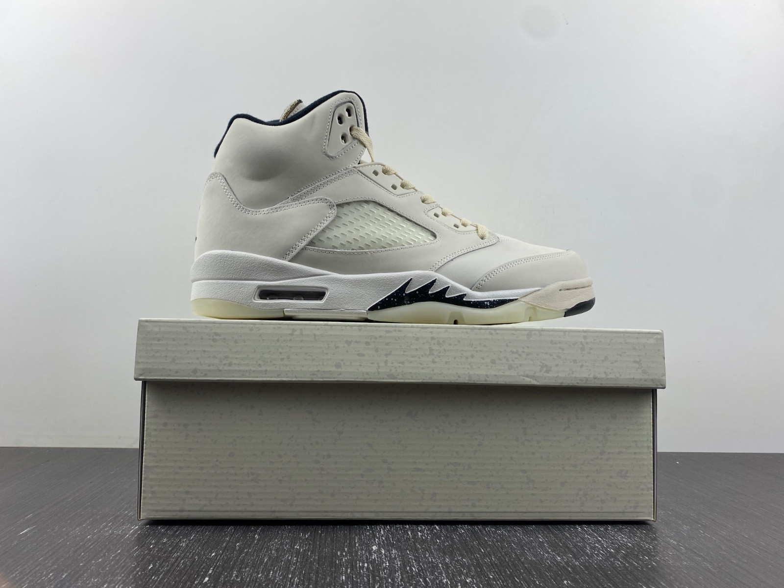 Air Jordan 5 SE “Sail” FN7405-100