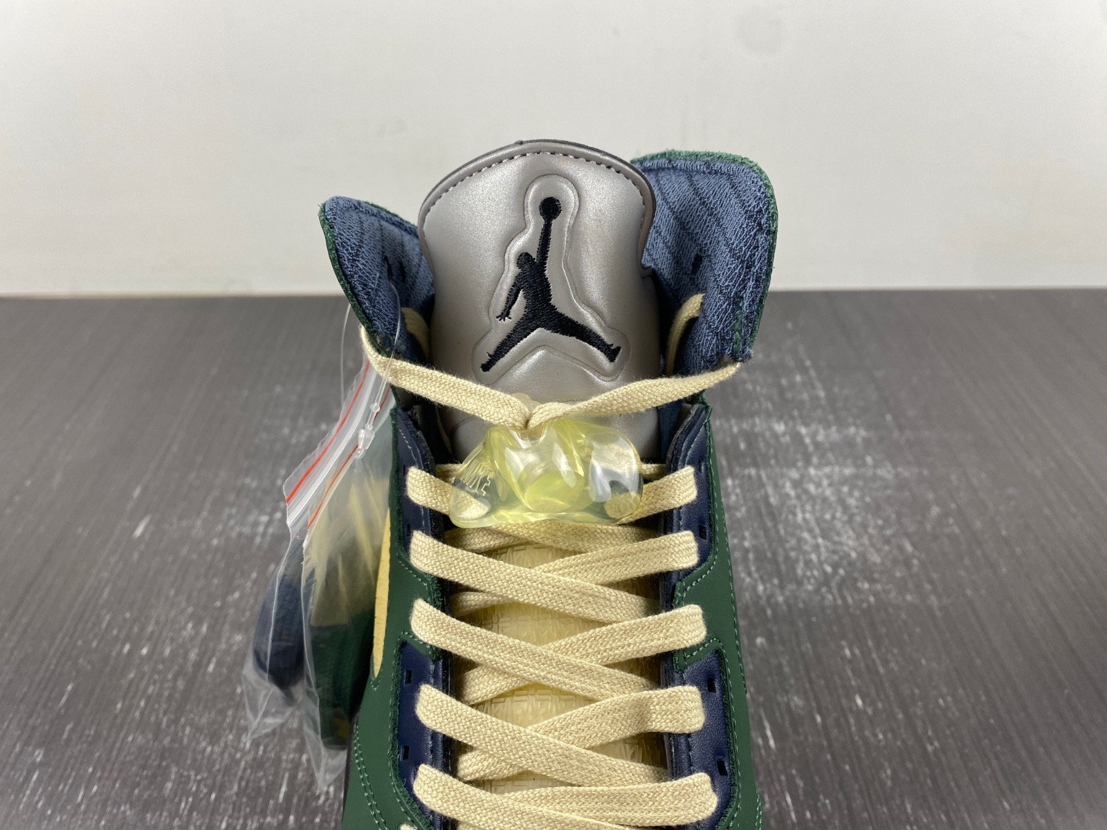 Air Jordan 5 "Navy Green” FZ5758-003