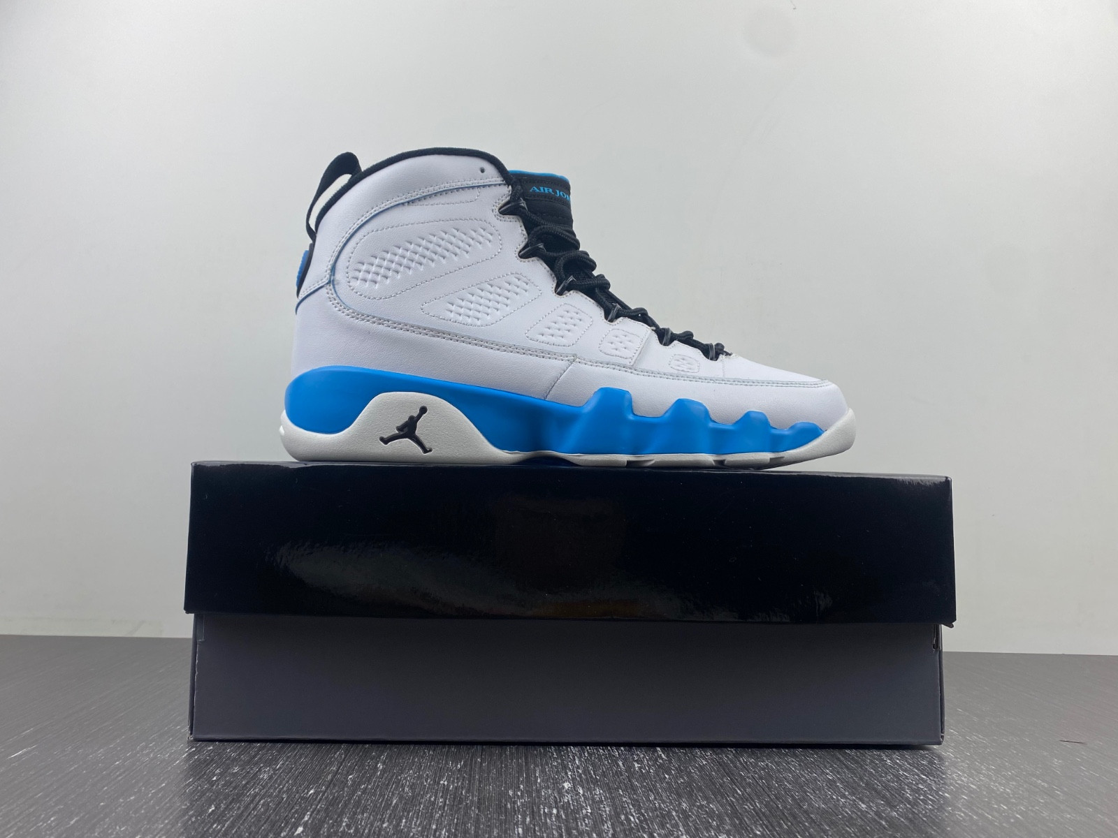 Jordan 9 Retro Powder Blue (2024) FQ8992-101