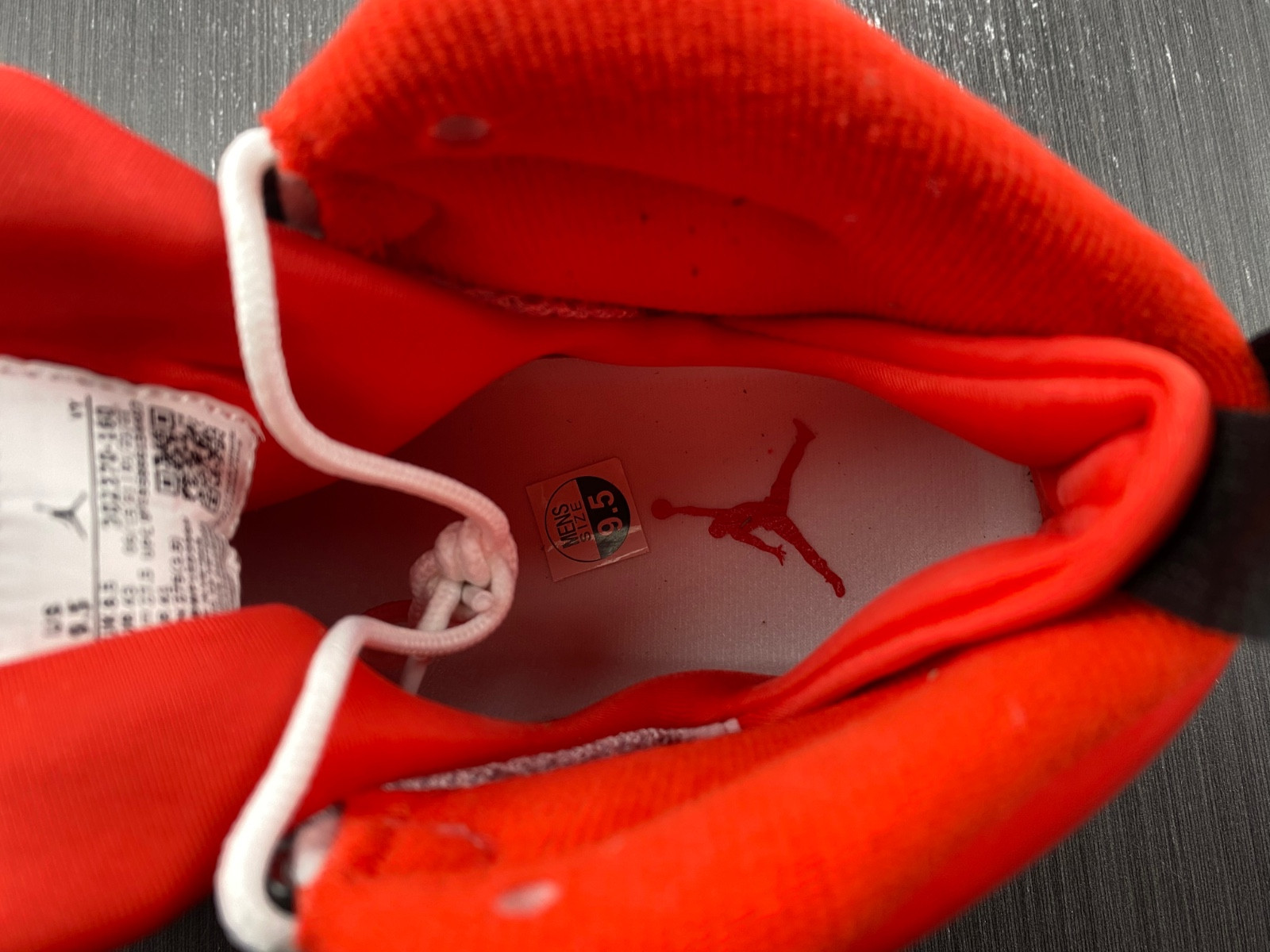 Air Jordan 9 “Gym Red” 302370-160