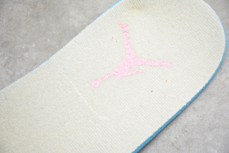 Air Jordan 4 WMNS “Rust Pink” CK9246-116