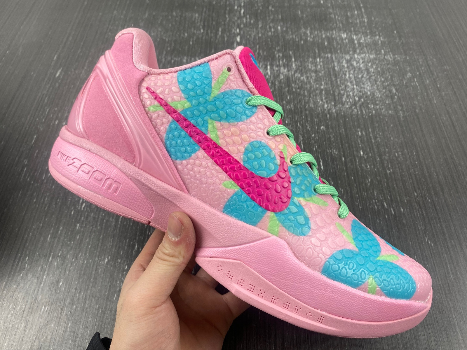 Zoom Kobe 6 CM2190-621